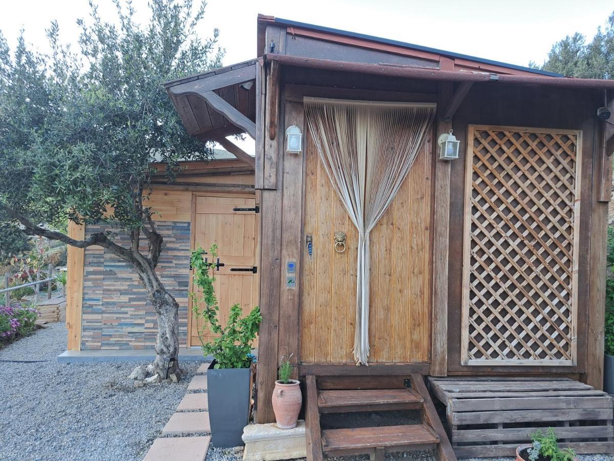 Affittacamere Wooden House At The Mountain-Private Paránimfoi Esterno foto