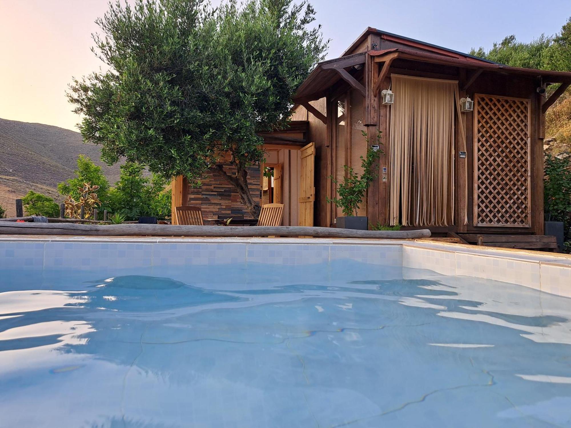 Affittacamere Wooden House At The Mountain-Private Paránimfoi Esterno foto